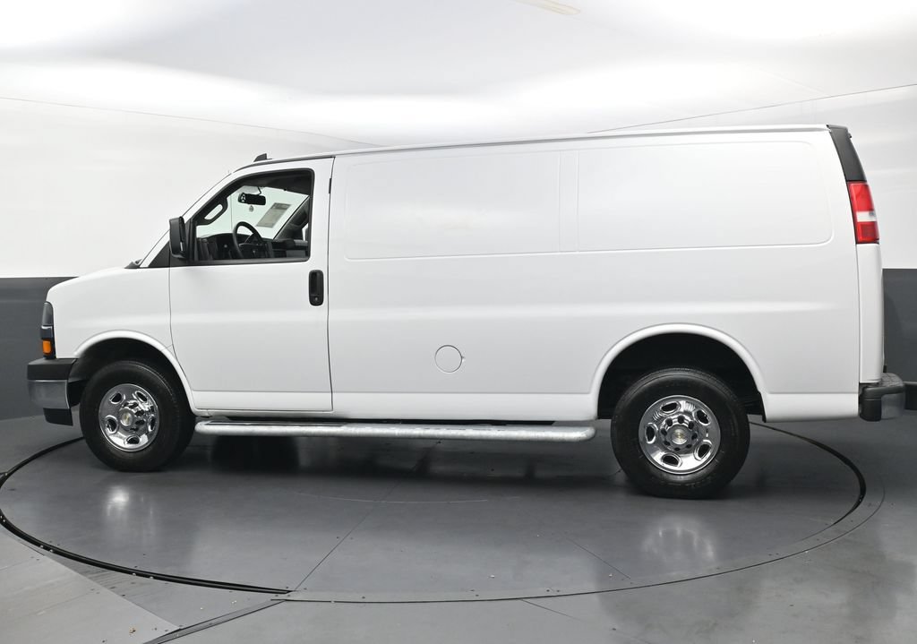 Used 2024 Chevrolet Express 2500 w/ Driver Convenience Package RWD image 8