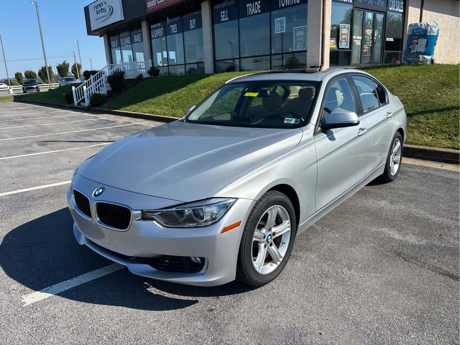 Used 2013 BMW 328i xDrive Sedan AWD/4WD image 1