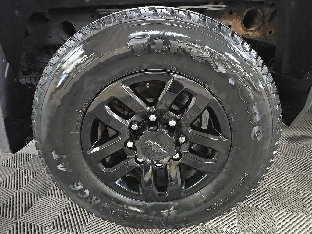 Used 2019 Chevrolet Silverado 2500 LTZ w/ Midnight Edition AWD/4WD image 13