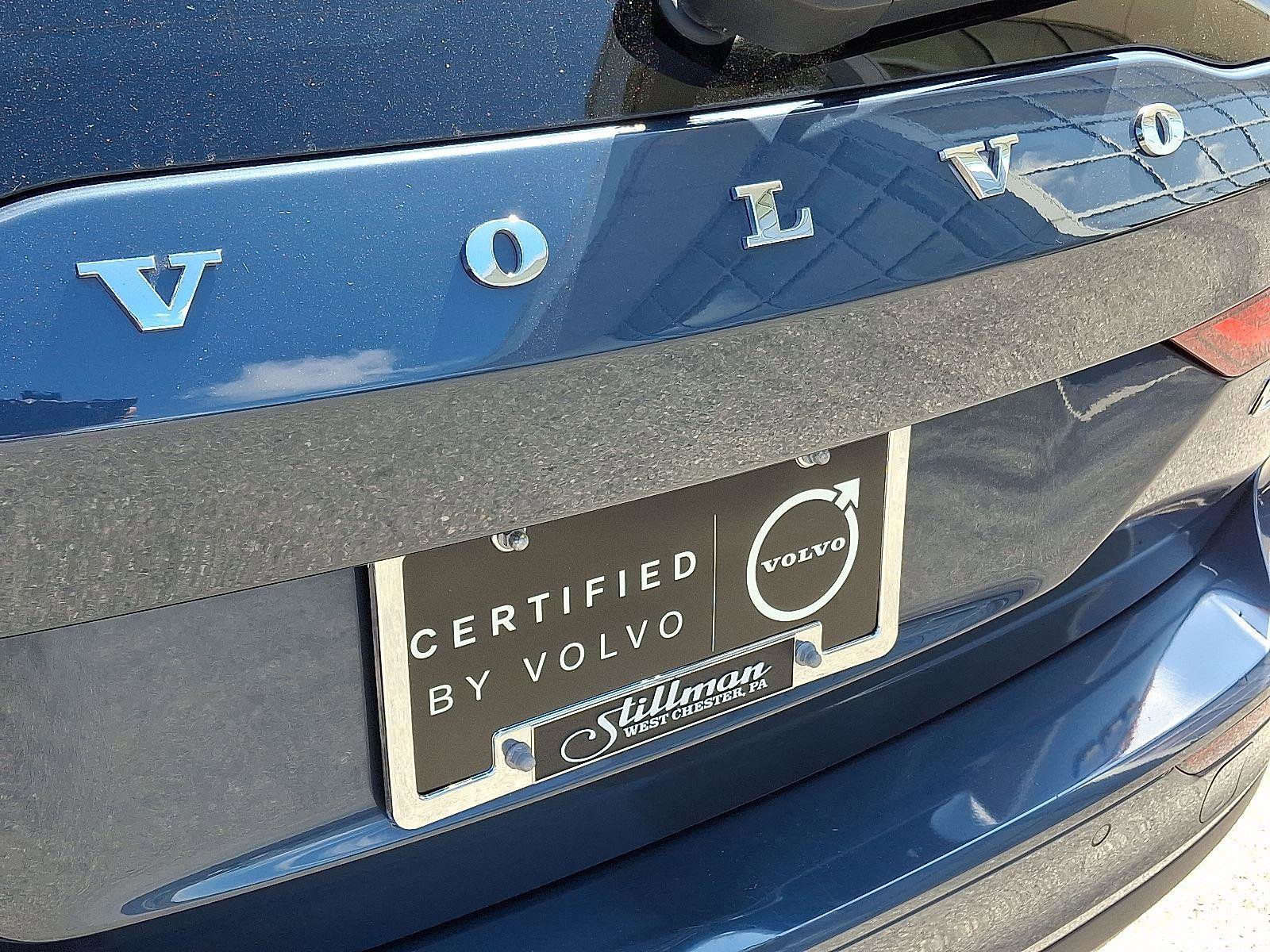 Certified 2023 Volvo V60 B5 Cross Country Plus image 30