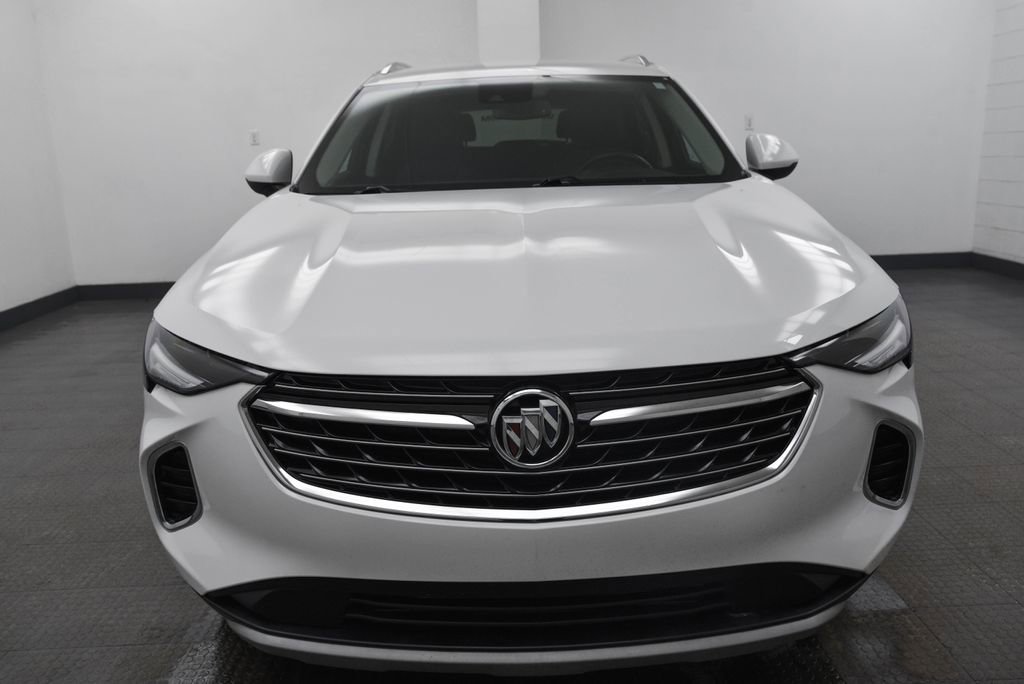 Used 2023 Buick Envision Essence image 3