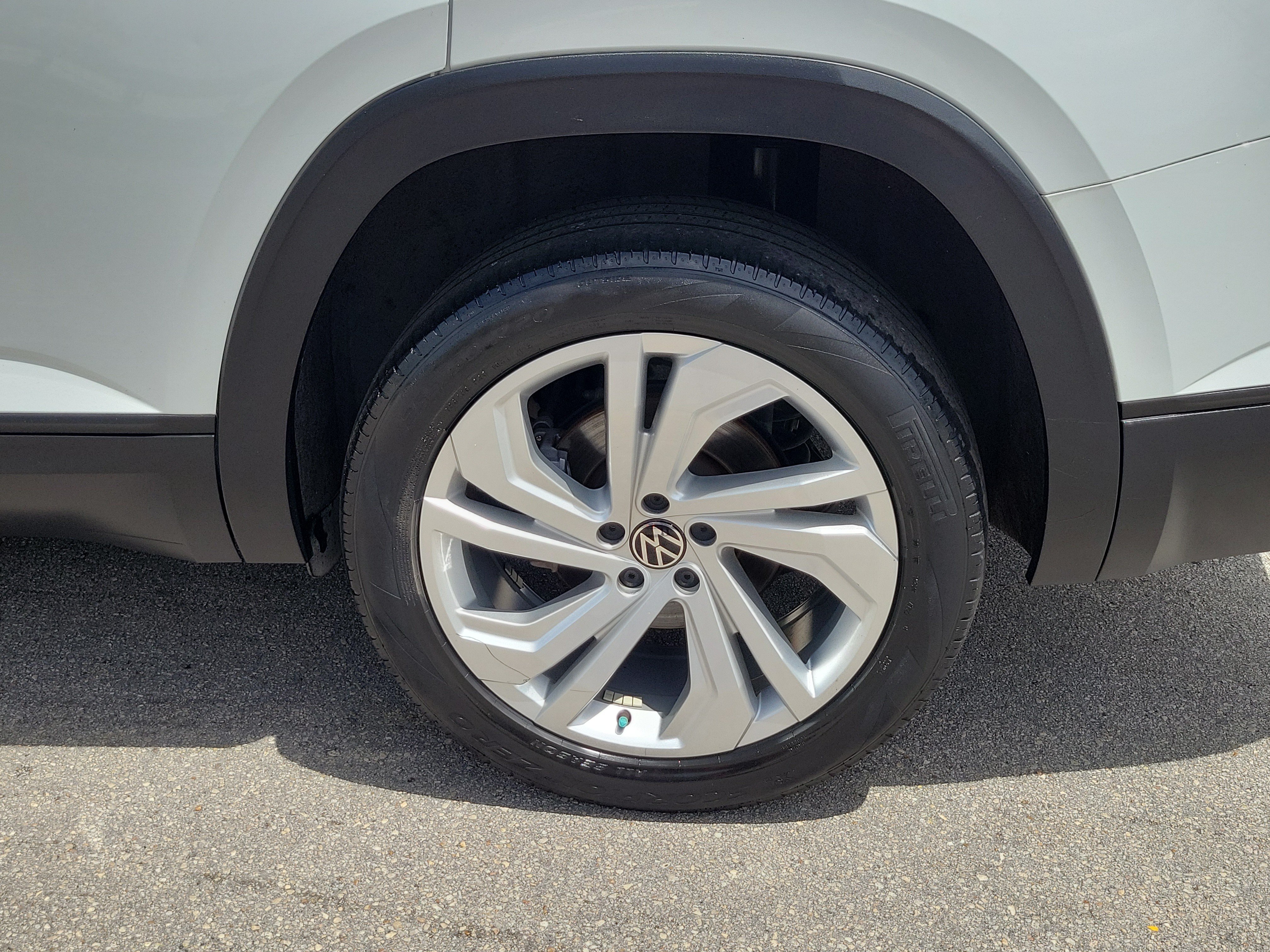 Used 2023 Volkswagen Atlas SE FWD image 27