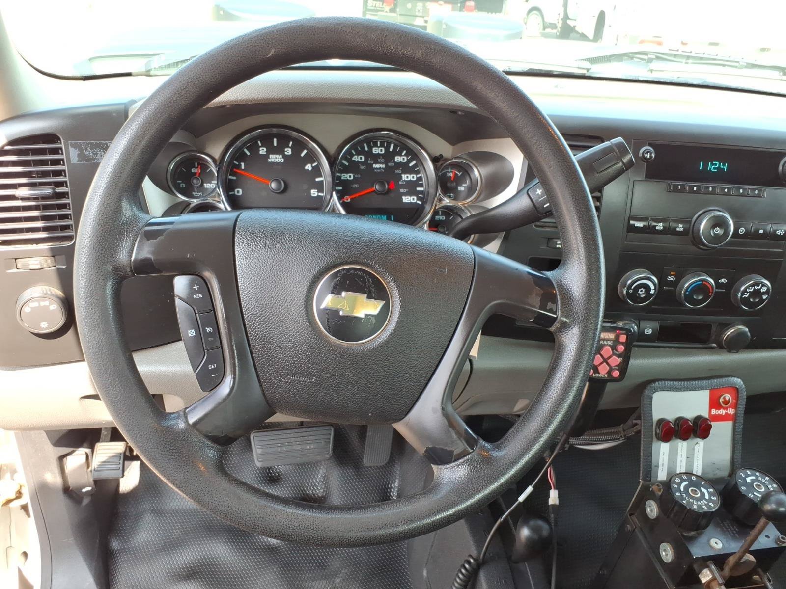 Used 2012 Chevrolet Silverado 3500 W/T w/ Snow Plow Prep Package AWD/4WD image 20