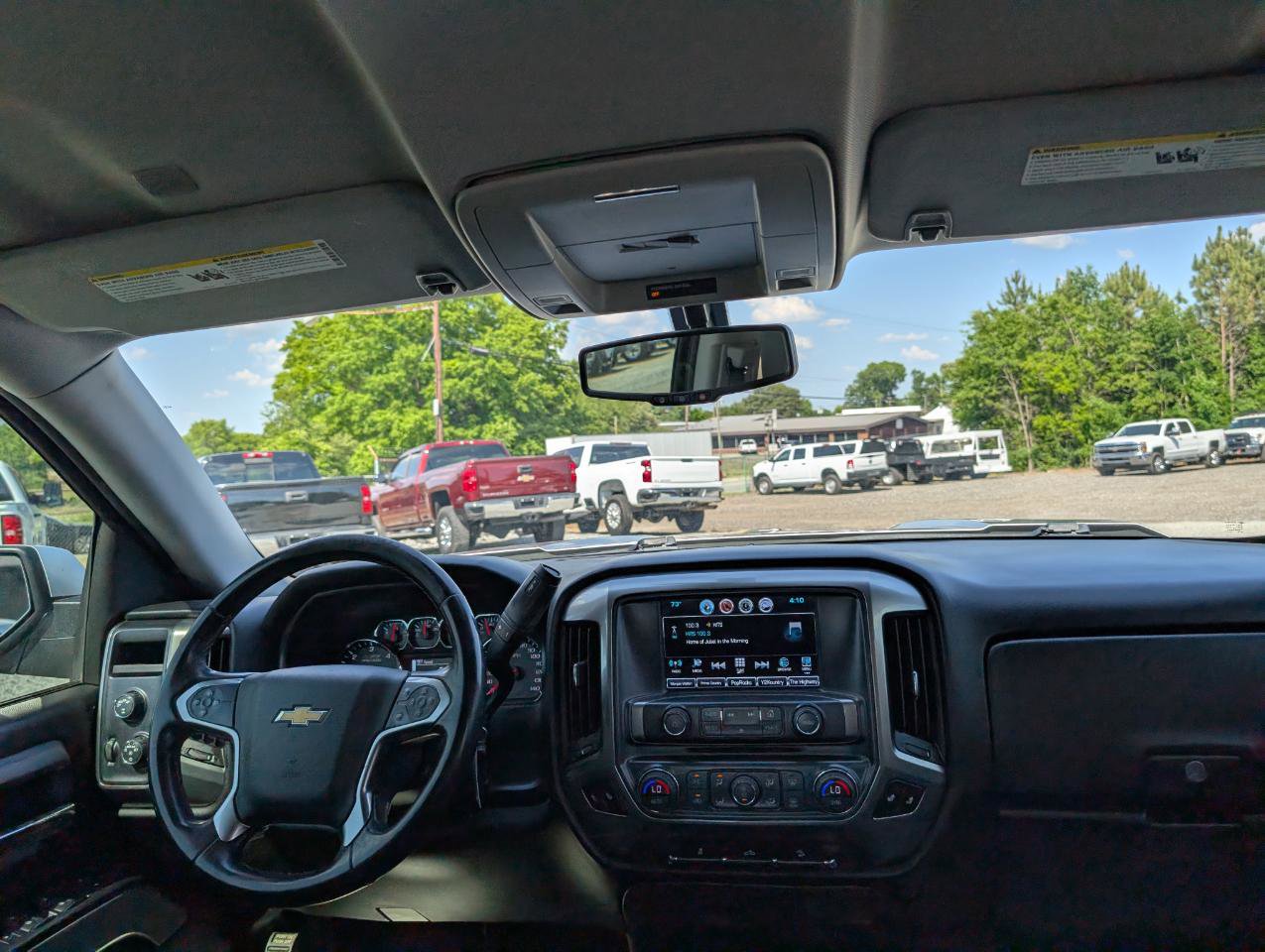 Used 2018 Chevrolet Silverado 1500 LT w/ All Star Edition AWD/4WD image 17