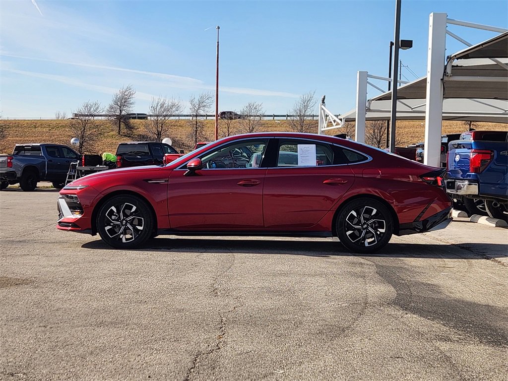 Used 2024 Hyundai Sonata SEL image 4