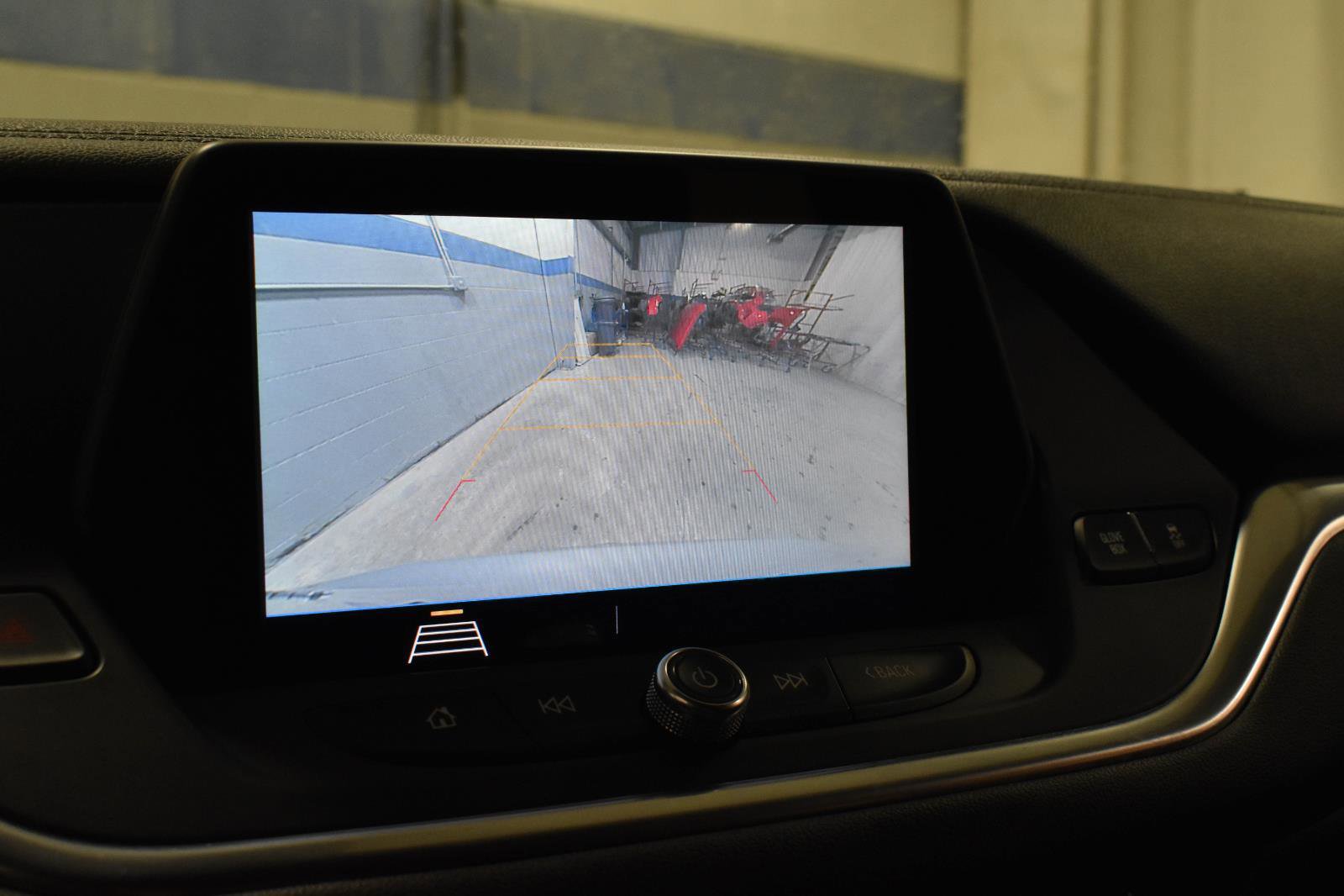 Used 2020 Chevrolet Blazer LT image 16