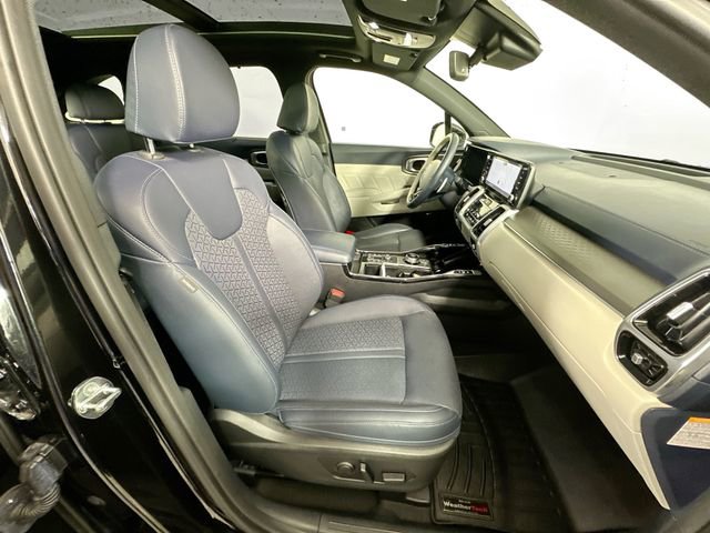 Used 2023 Kia Sorento SX Prestige image 32