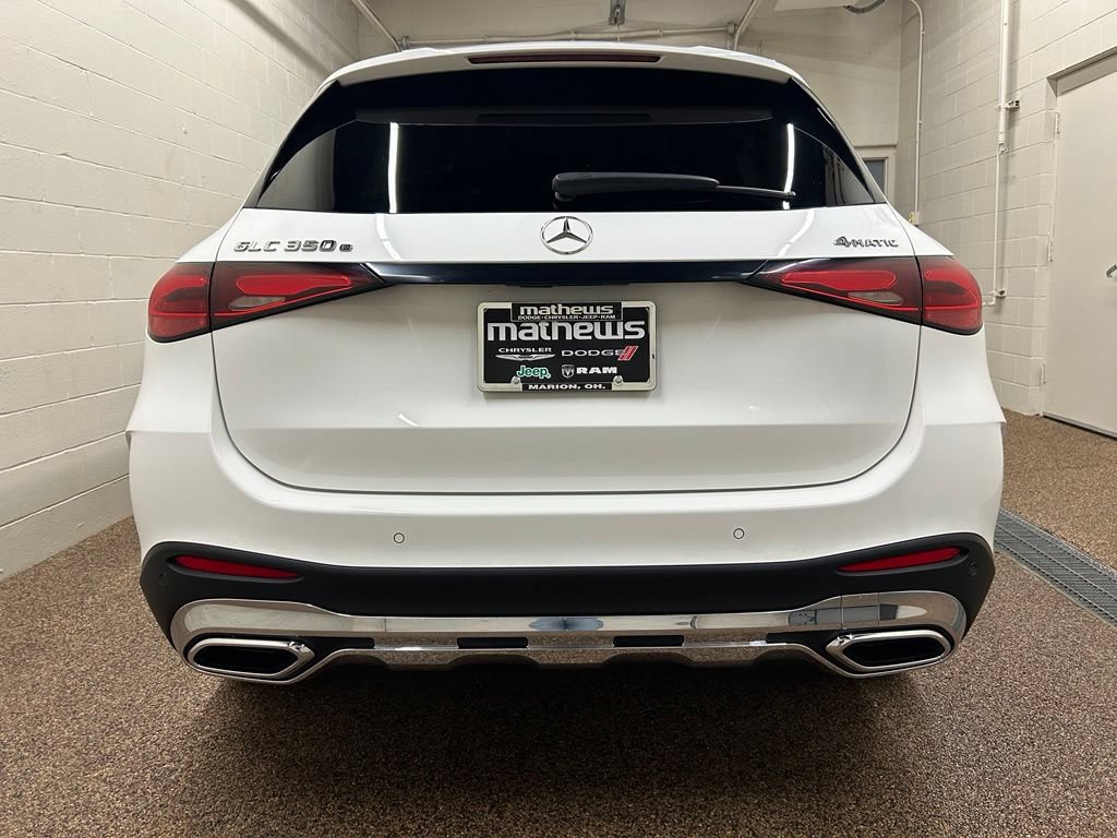 Used 2025 Mercedes-Benz GLC 350e 4MATIC image 3
