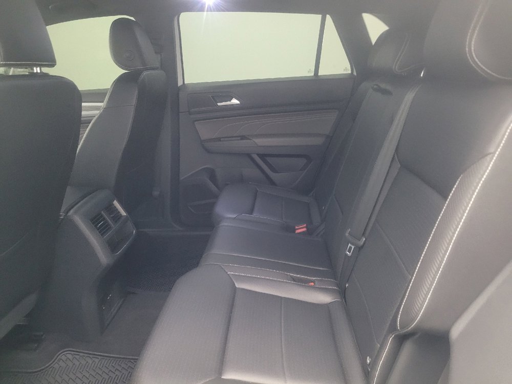 Used 2022 Volkswagen Atlas Cross Sport SE AWD/4WD image 18