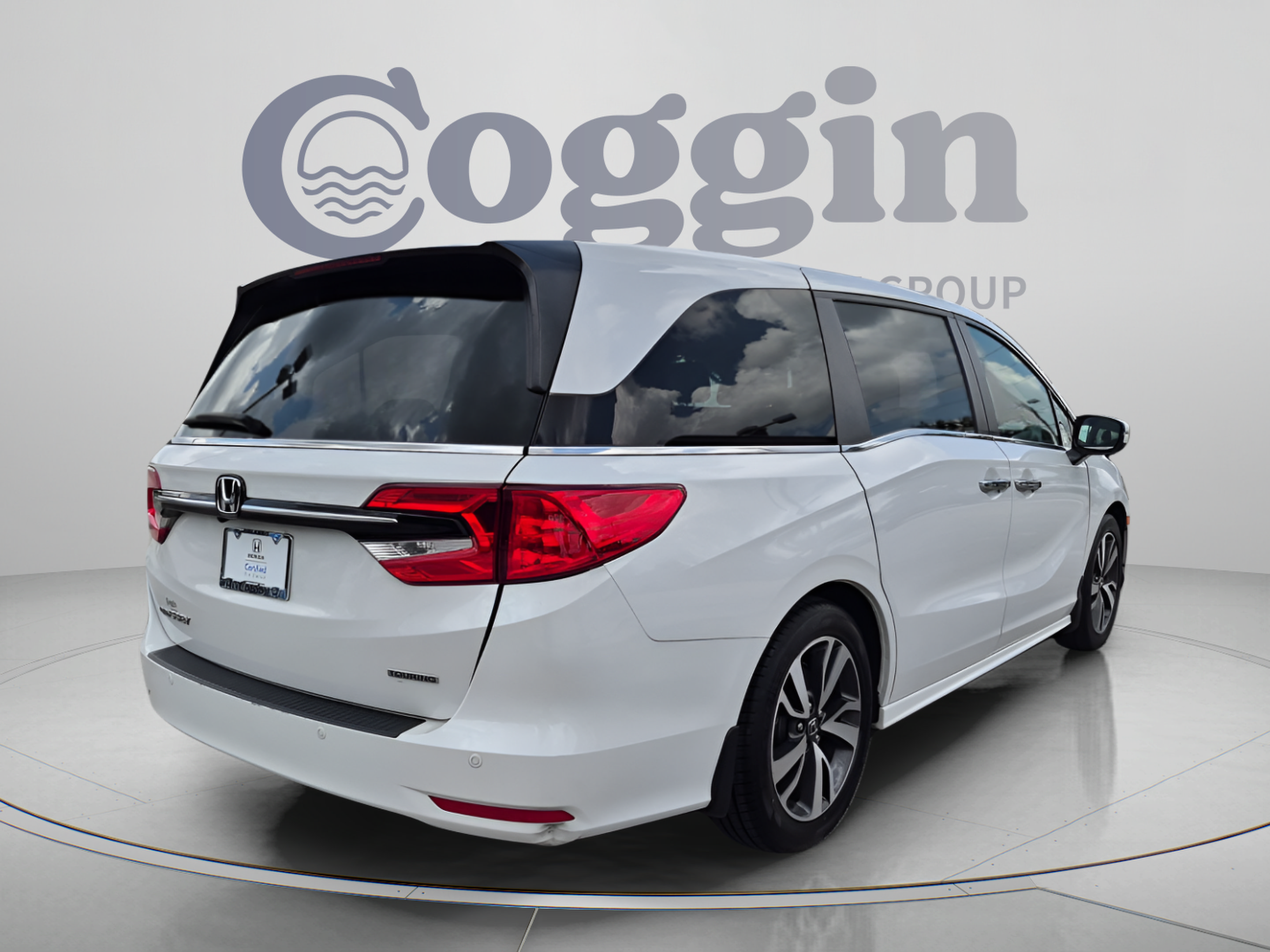 Used 2023 Honda Odyssey Touring image 6