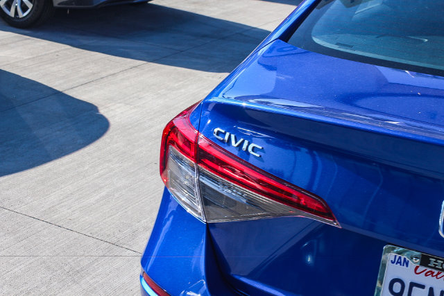 Used 2023 Honda Civic Sport image 8