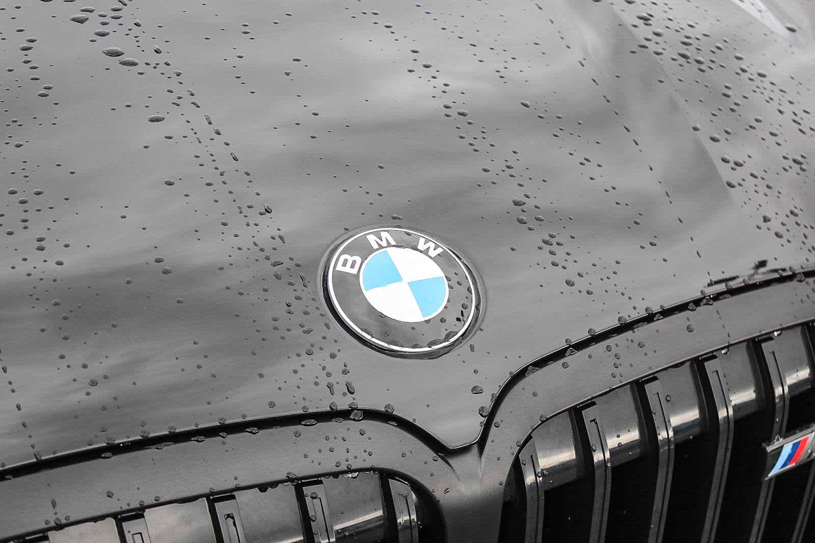 Used 2026 BMW X7 M60i image 11