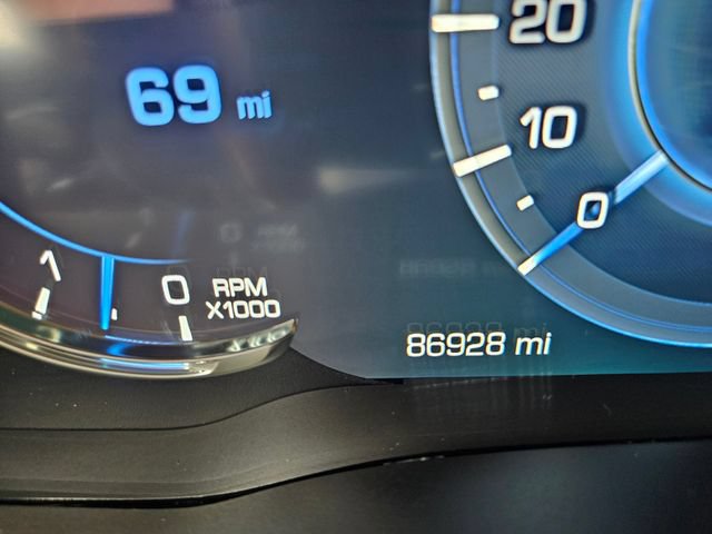 Used 2016 Cadillac Escalade Platinum RWD image 16