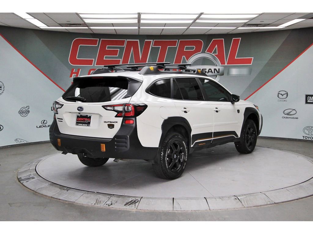 Used 2025 Subaru Outback Wilderness image 4