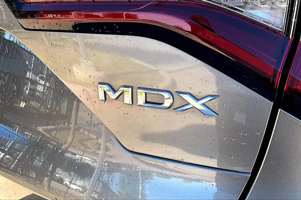 Certified 2025 Acura MDX w/ Technology Package FWD image 37