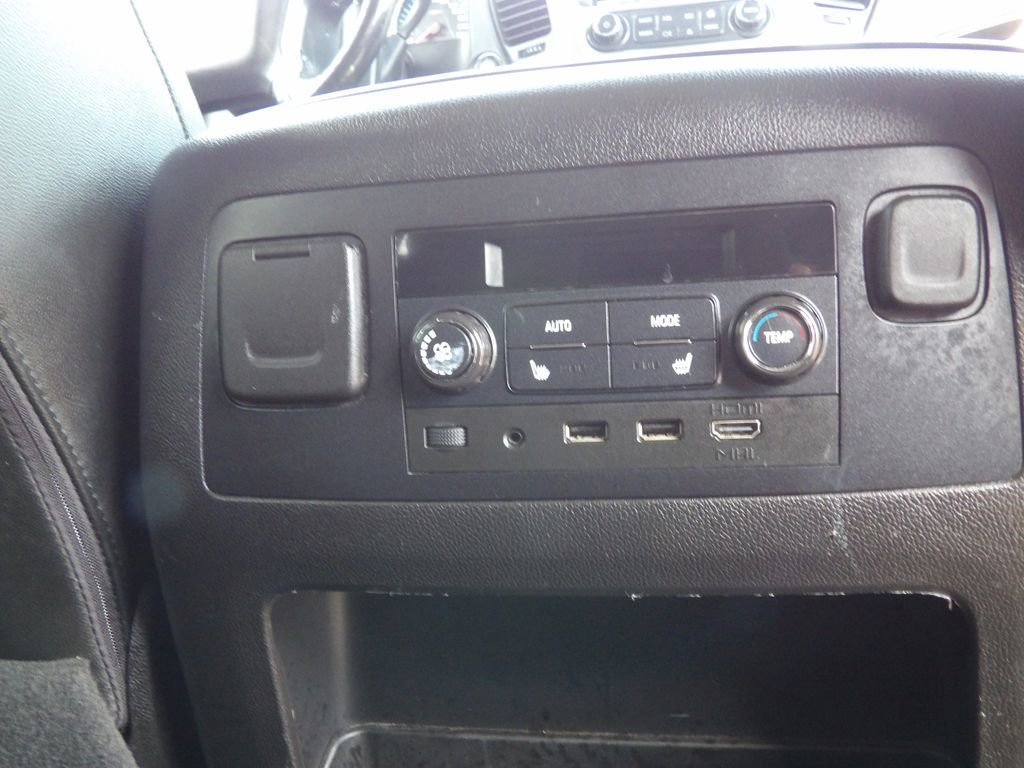 Used 2018 Chevrolet Tahoe LT image 15