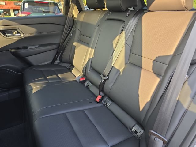 New 2026 Nissan Rogue Dark Armor FWD image 16