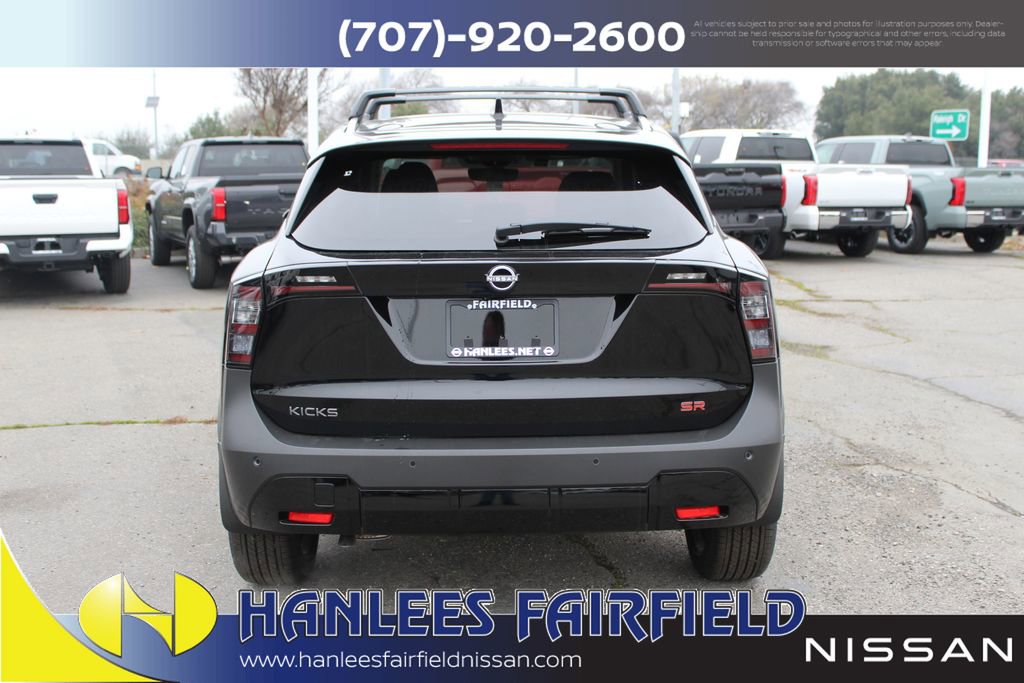 New 2026 Nissan Kicks SR w/ Illumination Package FWD image 8