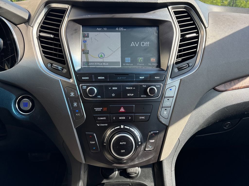 Used 2019 Hyundai Santa Fe XL FWD image 29