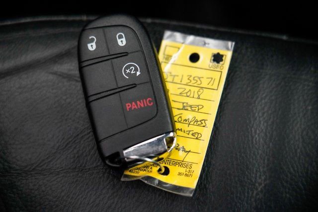 Used 2018 Jeep Compass Limited w/ Navigation Group image 34