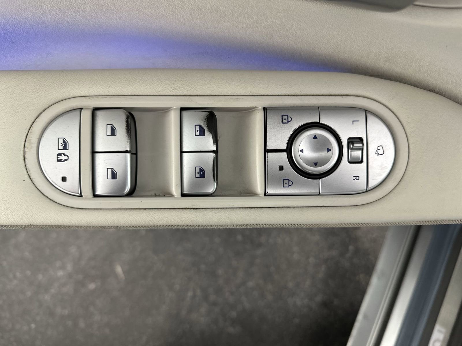 Used 2023 Hyundai Ioniq 5 Limited image 14