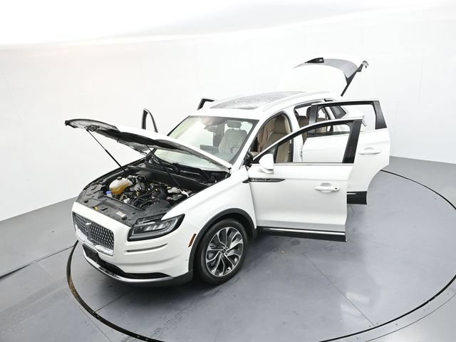 Used 2023 Lincoln Nautilus Reserve w/ Equipment Group 201A AWD/4WD image 36