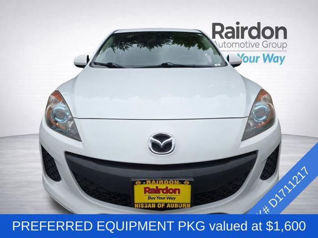 Used 2013 MAZDA MAZDA3 i Touring w/ Preferred Equipment Pkg FWD image 2