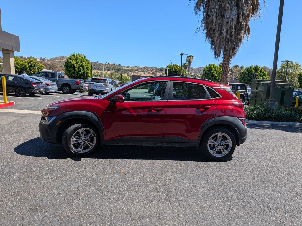 Certified 2023 Hyundai Kona SEL AWD/4WD image 6