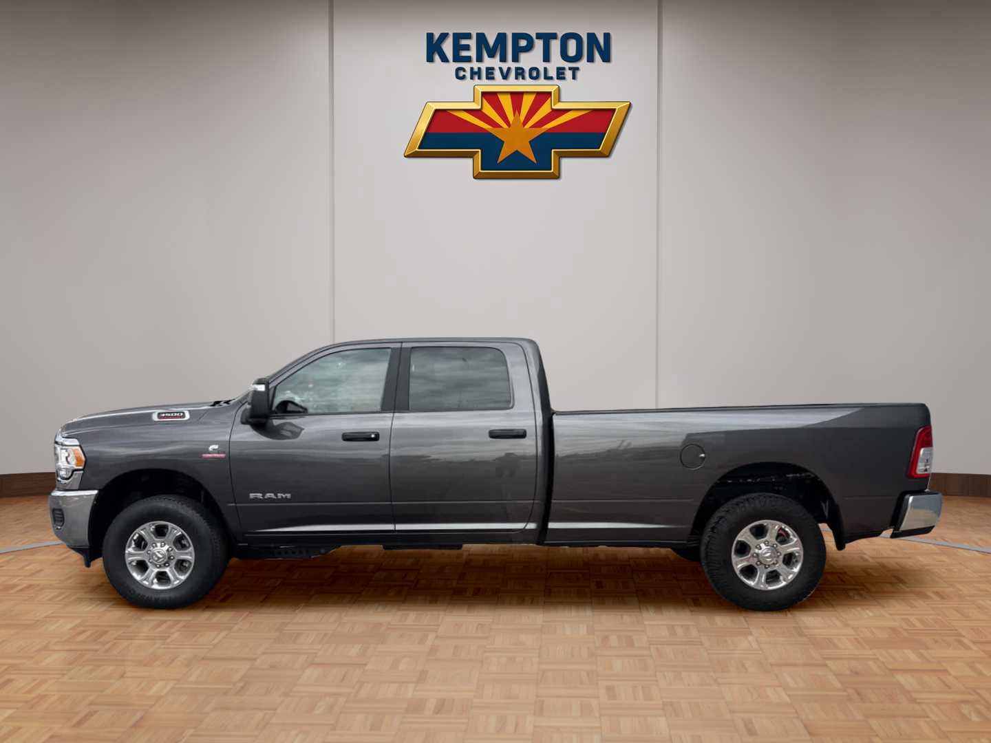 Used 2023 RAM 3500 Big Horn image 3