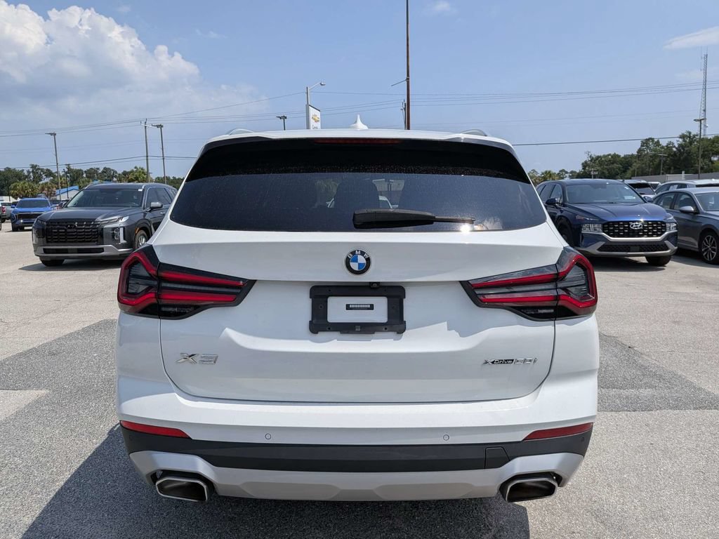 Used 2023 BMW X3 xDrive30i w/ Convenience Package AWD/4WD image 4
