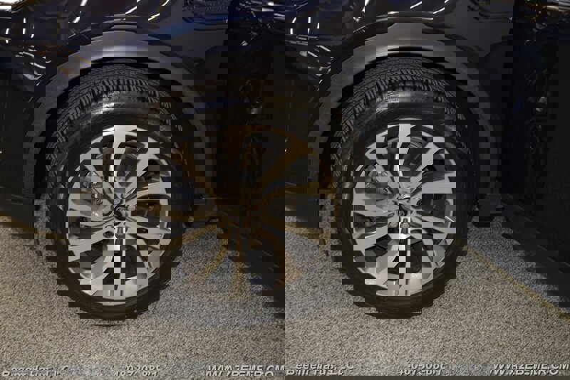 Used 2021 Land Rover Discovery Sport SE R-Dynamic image 45