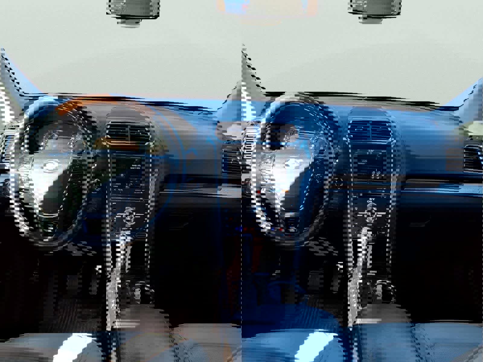 Used 2016 Ford Explorer Platinum AWD/4WD image 18