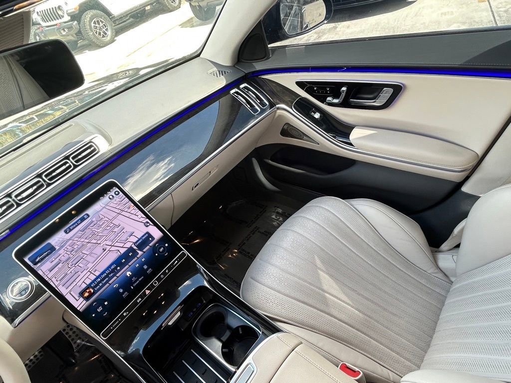 Used 2023 Mercedes-Benz S 500 S 500 image 17