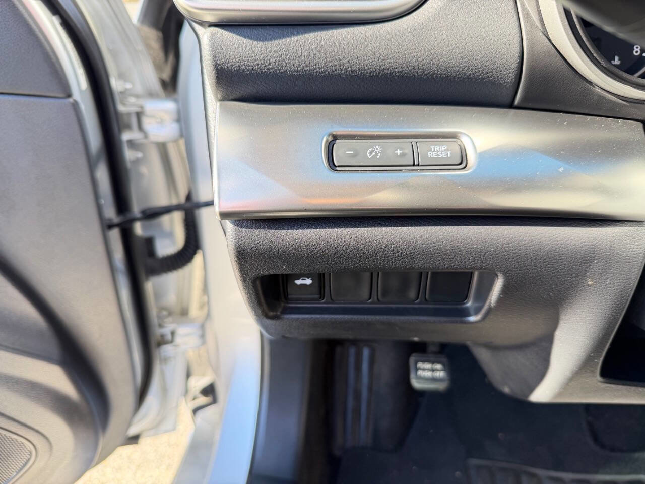 Used 2022 Nissan Maxima SV w/ Floor Mat Group image 36