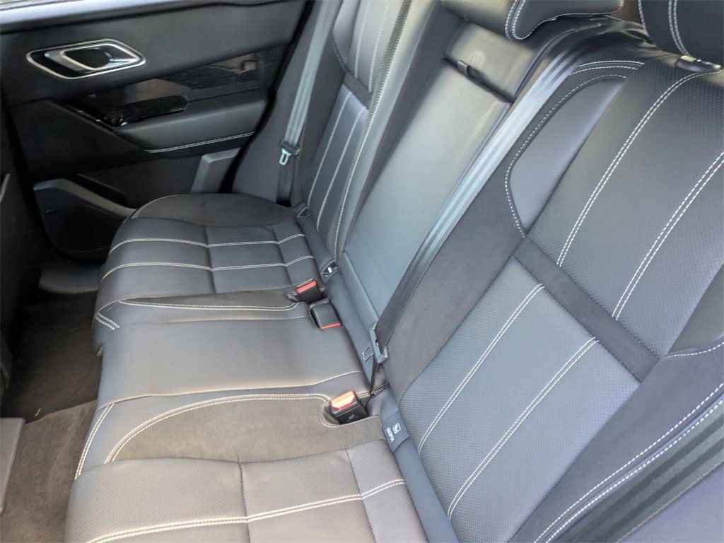 Used 2021 Land Rover Range Rover Velar R-Dynamic S image 16