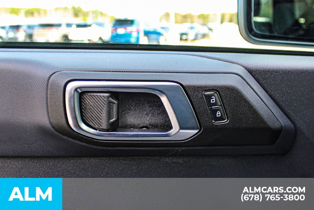 Used 2025 Ford Bronco Big Bend image 34