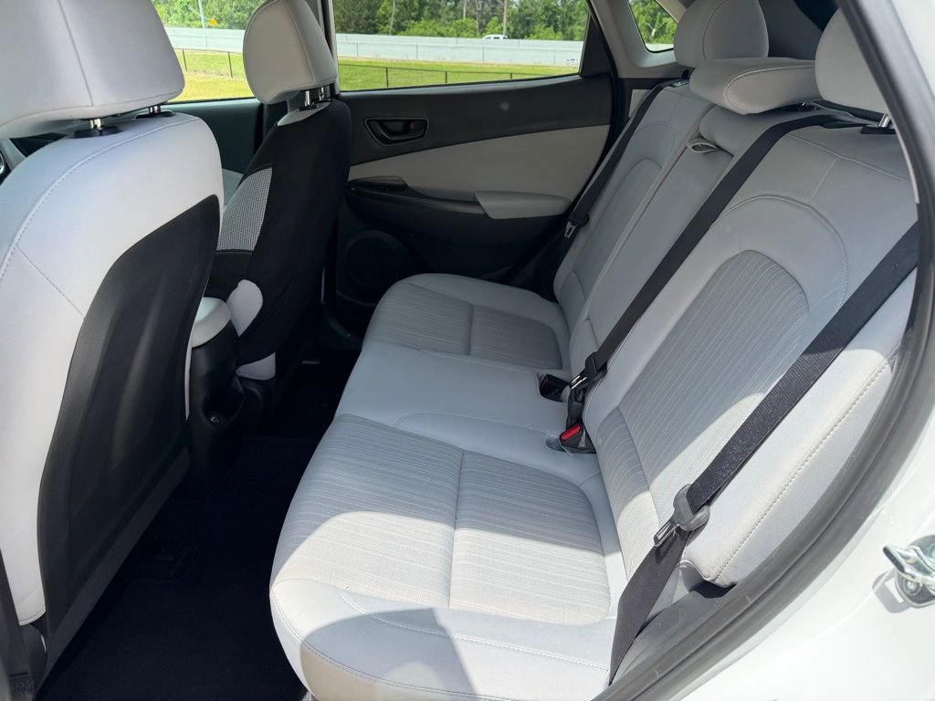 Used 2023 Hyundai Kona SEL FWD image 14