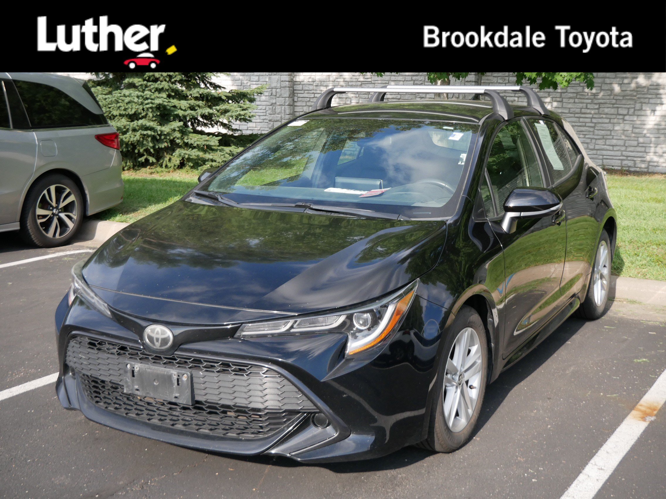Certified 2019 Toyota Corolla SE FWD image 1