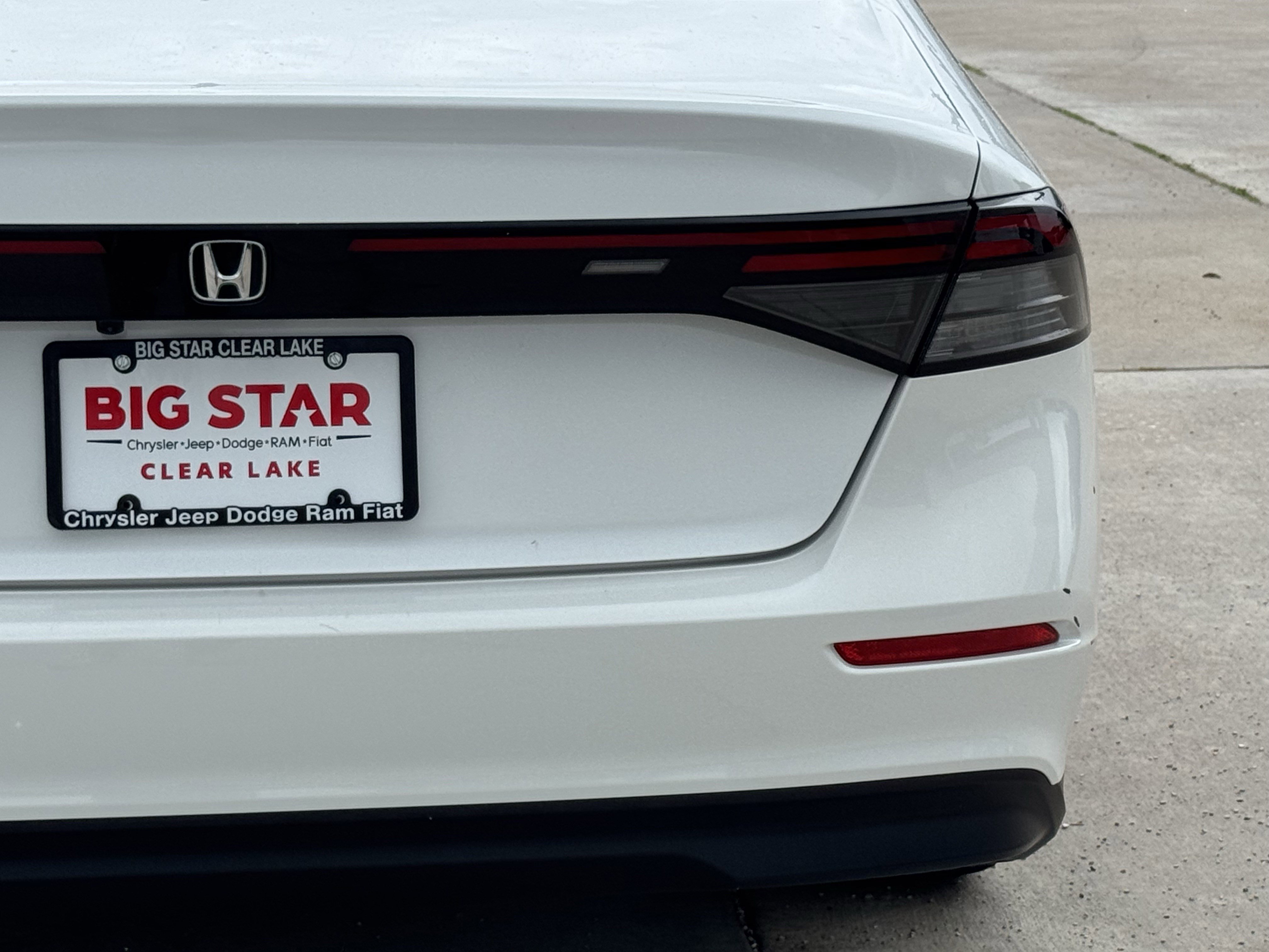 Used 2024 Honda Accord EX image 10