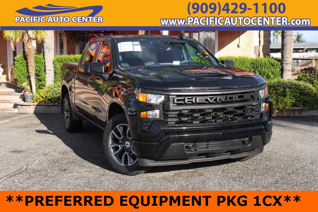 Used 2022 Chevrolet Silverado 1500 Custom image 1