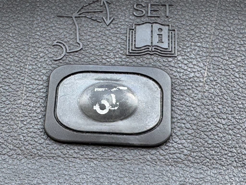 Used 2019 Ford Escape SEL AWD/4WD image 31