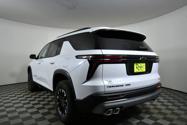 New 2026 Chevrolet Traverse Z71 w/ LPO, Floor Liner Package image 13