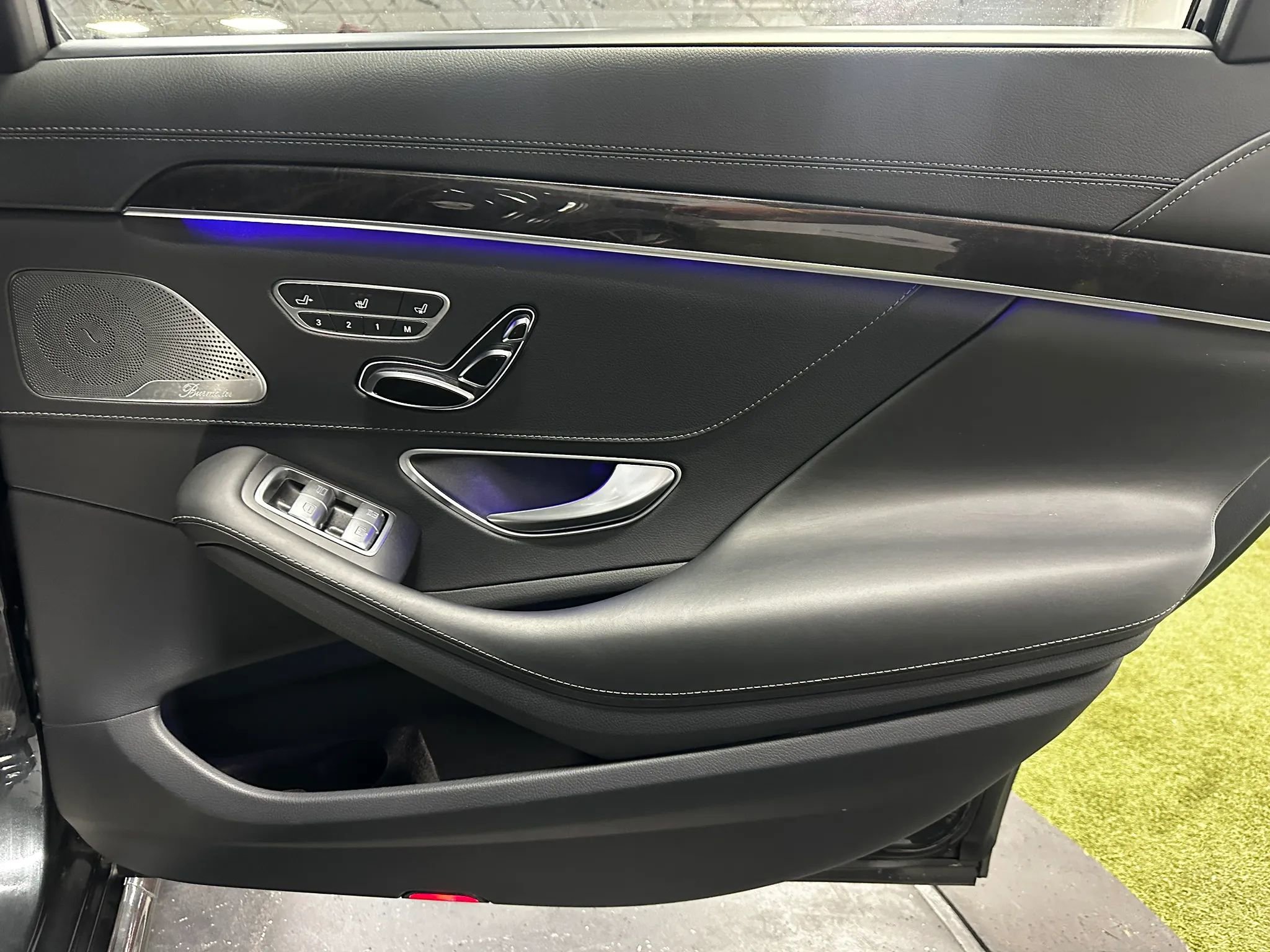 Used 2016 Mercedes-Benz S 550 Sedan image 22