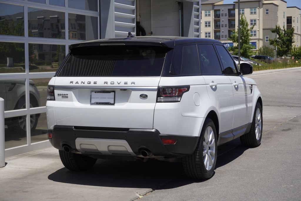 Used 2016 Land Rover Range Rover Sport HSE AWD/4WD image 2