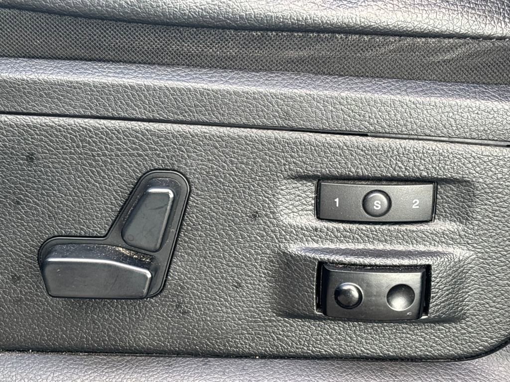 Used 2017 RAM 2500 Laramie w/ Convenience Group image 9