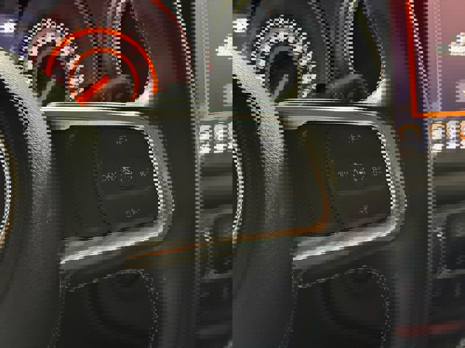 Used 2019 Jeep Wrangler Unlimited Sahara image 25