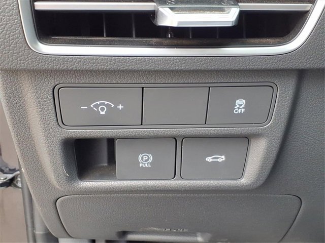 Used 2025 Hyundai Sonata SEL image 19