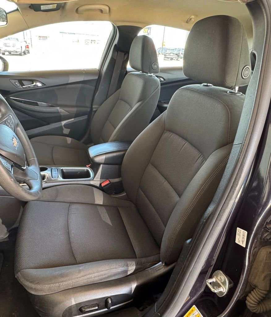Used 2016 Chevrolet Cruze LT w/ Convenience Package image 18