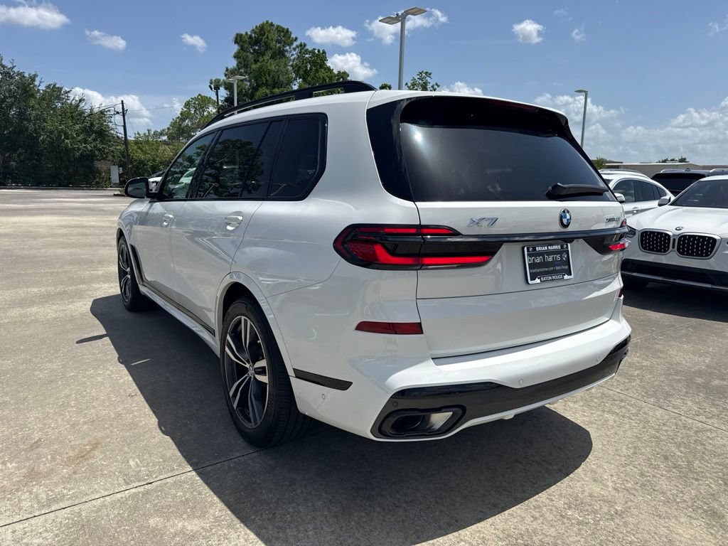 Certified 2024 BMW X7 xDrive40i w/ M Sport Package AWD/4WD image 3