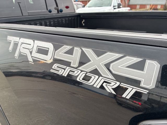 Used 2020 Toyota Tacoma TRD Sport image 5